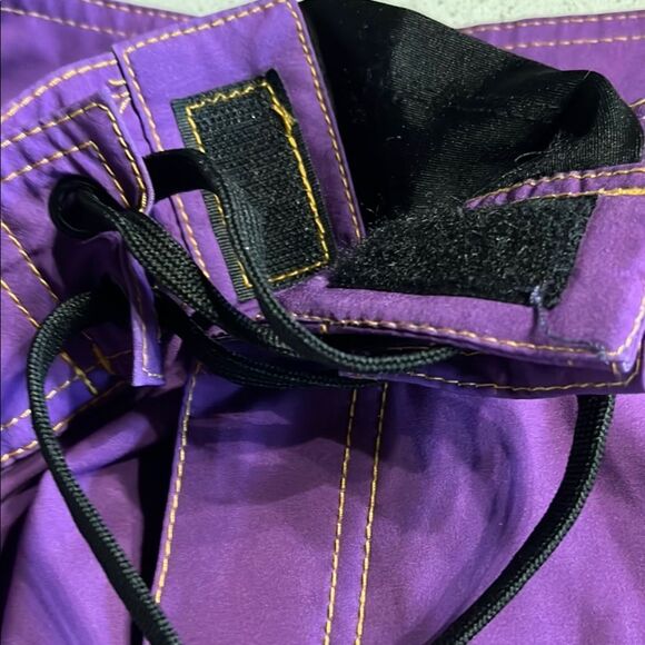 NFL Team Apparel Vibrant Purple Board Shorts 32 waist 22 in Length - Picture 3 of 7